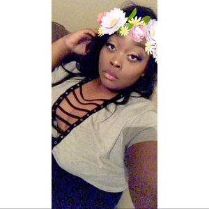 Meet your Posher, Ndia